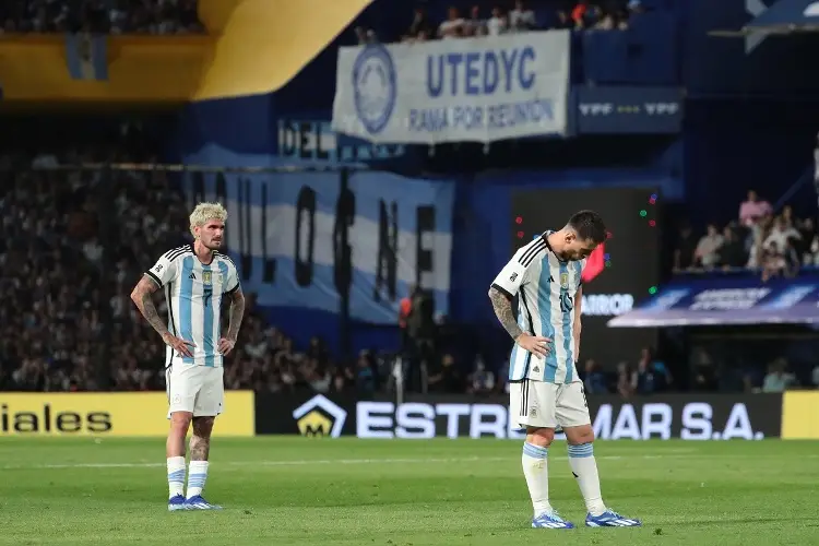 Clausuran La Bombonera por sobrecupo en el Argentina vs Uruguay