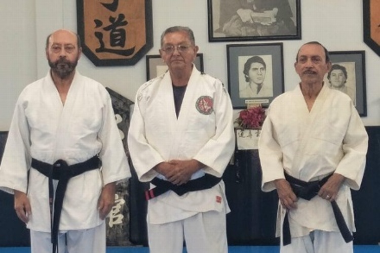 Sensei Arturo Hernández Armas gana el premio a la Superación Ciudadana