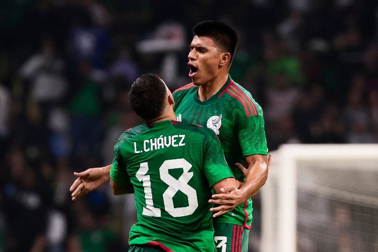 México sufre, vence a Honduras y va a la Copa América