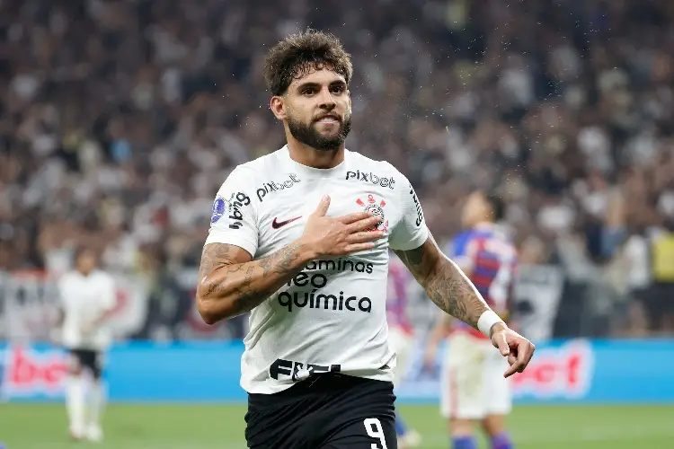 Corinthians acaricia la salvación del descenso