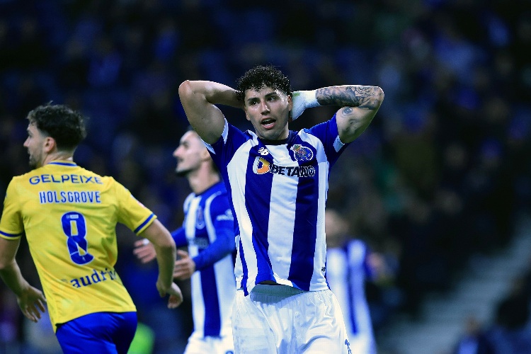 Jorge Sánchez y el Porto son eliminados de la Copa
