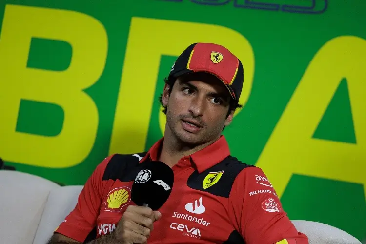 Sainz renovará con Ferrari