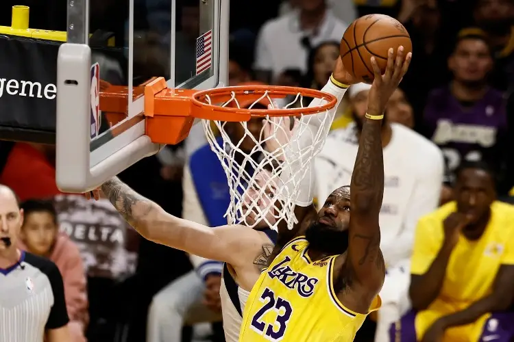NBA: Lakers y LeBron respiran
