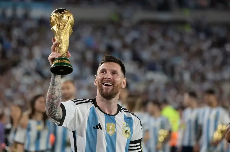 ¡Otra vez! Messi gana el premio The Best y supera a Cristiano Ronaldo