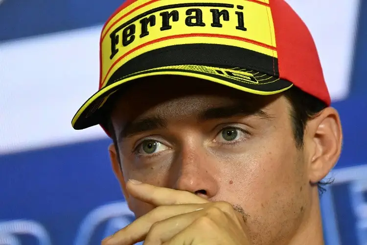 Charles Leclerc extiende su contrato con Ferrari
