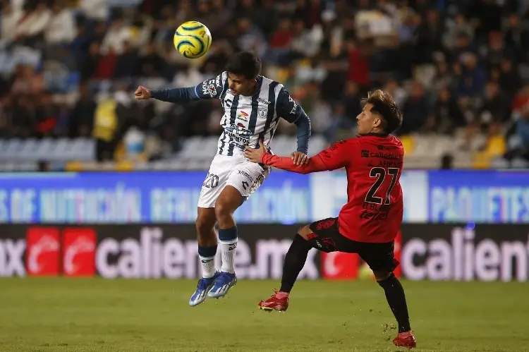 Pachuca hunde a los Xolos