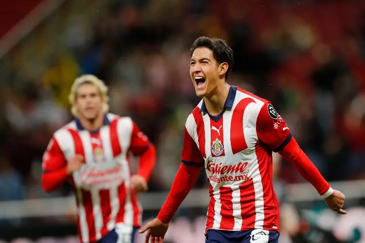 Chivas sella su boleto a la siguiente ronda de la Concachampions