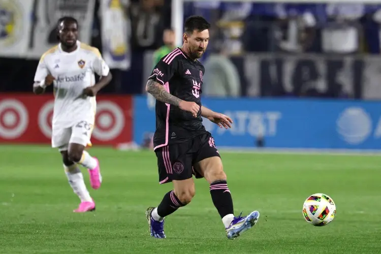 Messi salva al Inter Miami con gol de último minuto en Los Ángeles 