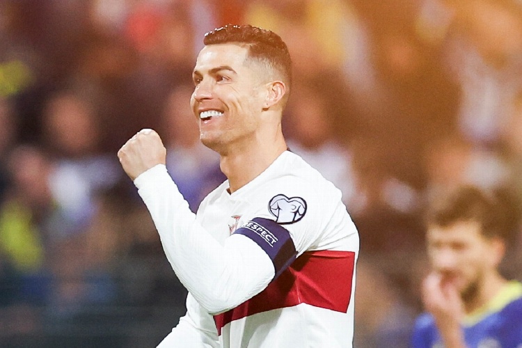 Cristiano Ronaldo felicita al Real Madrid por su 122 aniversario