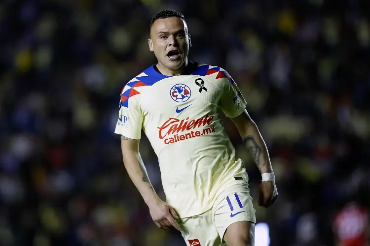 Oficial: 'Cabecita' Rodríguez deja al América y llega a la MLS