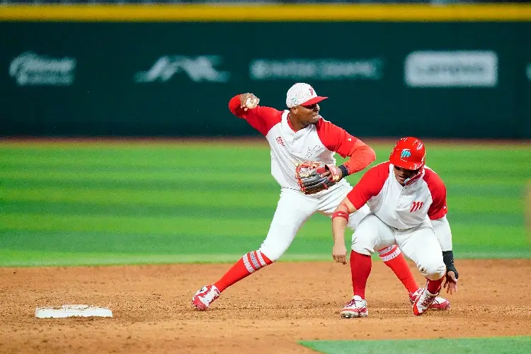 El Águila de Veracruz le pega a los Diablos Rojos