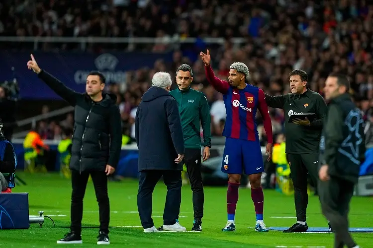 Araújo lamenta lo que ocurrió con el Barcelona