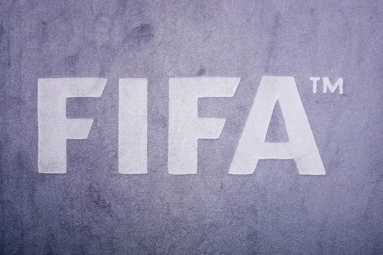FIFA y UEFA exige explicaciones a la federación española