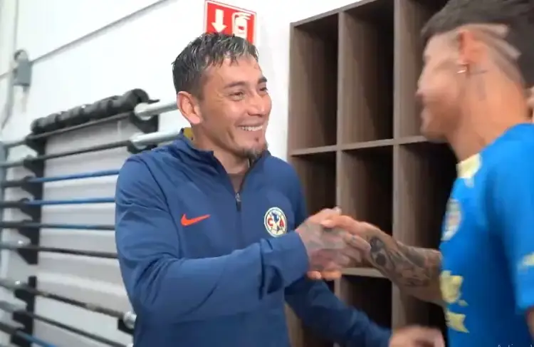 Sambu visita al Ame y los apoya contra Chivas (VIDEO) 