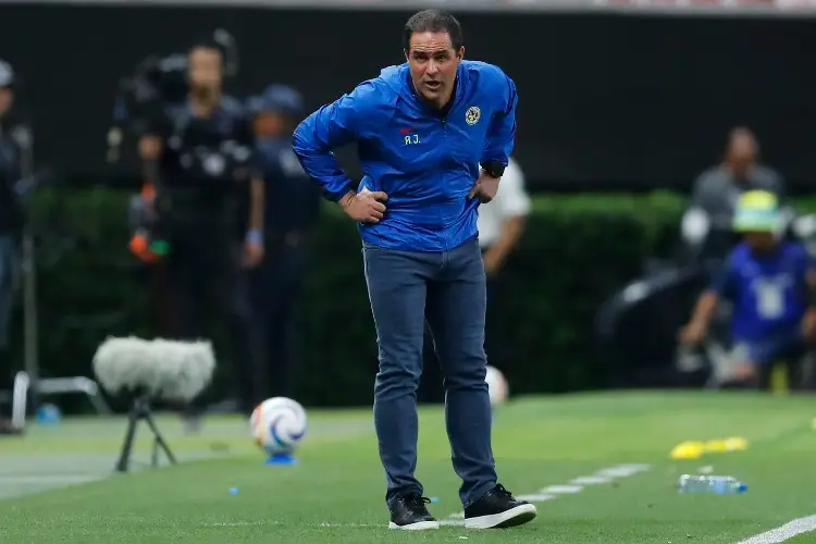 Jardine se va contento, ahora la obligación es de Chivas