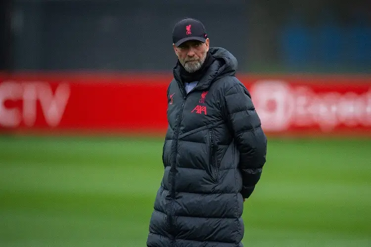 Klopp sentencia: Los árbitros no saben usar el VAR