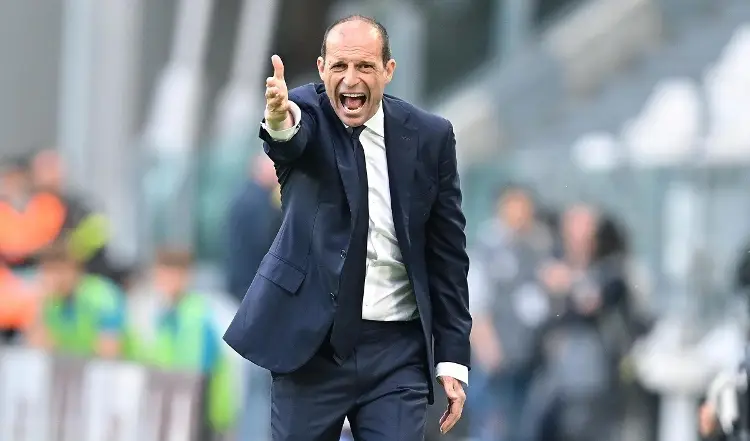 Juventus despide a su DT por mal comportamiento
