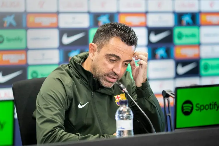 El presidente confía en mí, dice Xavi DT del Barcelona