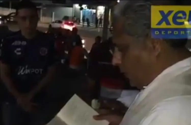 El día que un padre fue a rezar por el Tiburón (VIDEO)