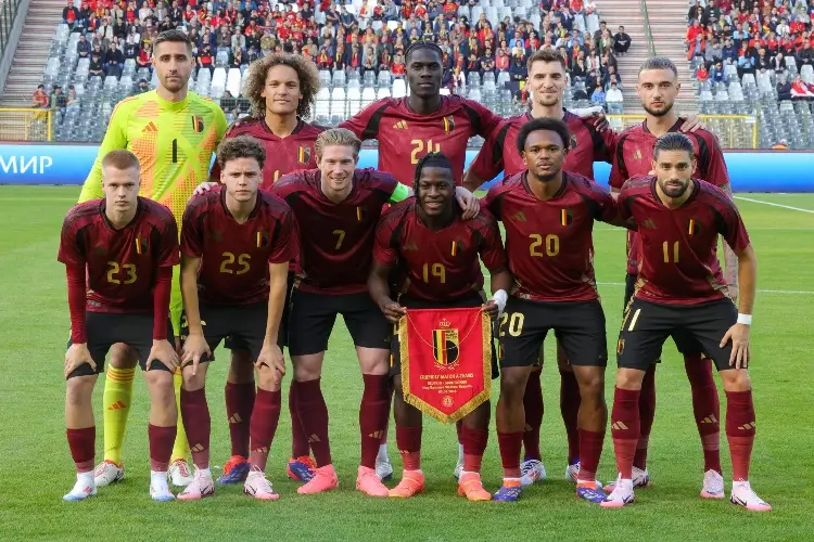 Bélgica se mantiene sin Courtois para la Euro