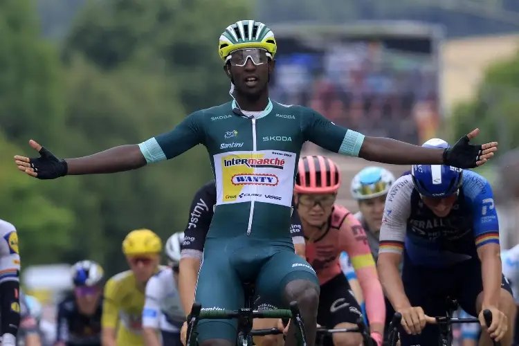 Tour de Francia: Girmay hace historia, Pogacar sigue líder
