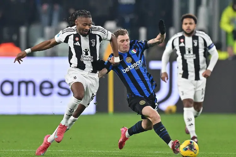 Juventus se impone al Inter de Milán y pone al rojo vivo la Serie A 