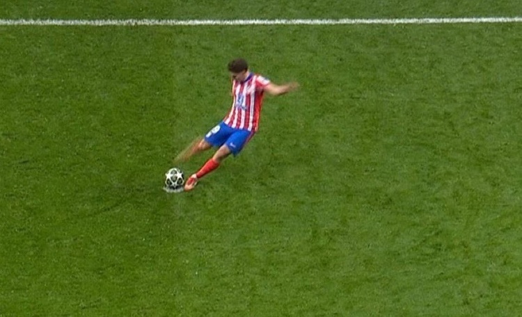 Esto dijo Ancelotti tras el polémico penal de Julián Álvarez en la Champions League
