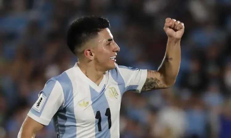 Con un golazo, Argentina gana y acaricia su boleto al Mundial 2026 (VIDEO)