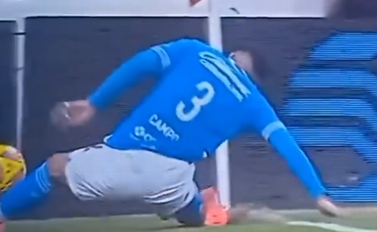 Cruz Azul revela detalles de la lesión de Omar Campos tras su aparatosa lesión (VIDEO)