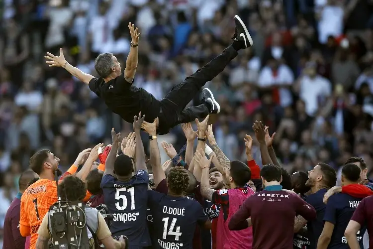¡Otra vez! PSG se corona campeón en Francia a seis jornadas para el final del torneo 