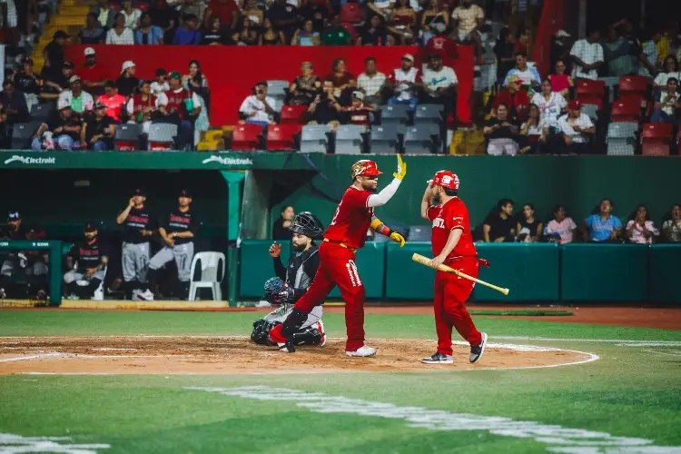 Explota la ofensiva y El Águila de Veracruz se impone a Guerreros de Oaxaca