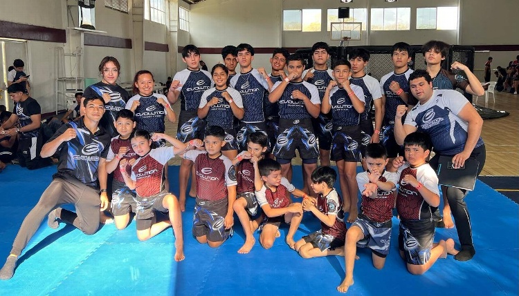 Desarrollan exitosamente el Torneo Estatal de Artes Marciales Mixtas 2025 en Tuxpan