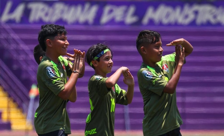 Racing de Veracruz se proclama campeón estatal 
