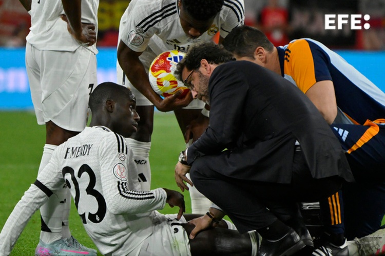 Ferland Mendy vuelve a lesionarse