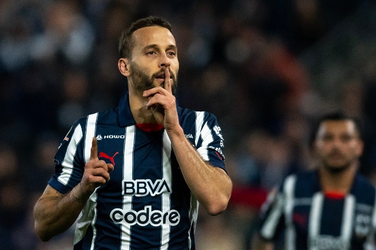 Sergio Canales vuelve con Rayados previo al Play In ante Pumas