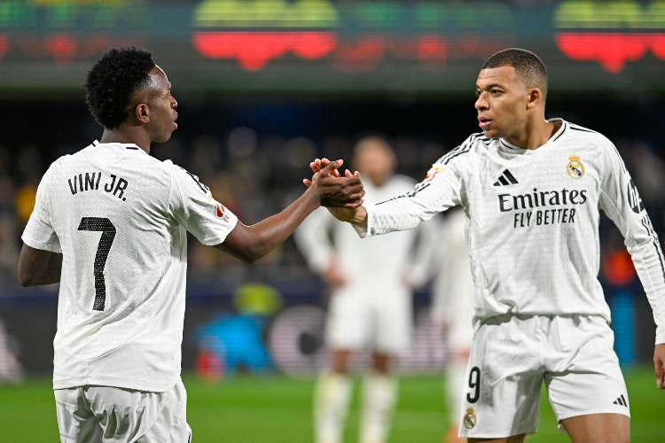 Mbappé y Vini se ponen a tono con el Madrid