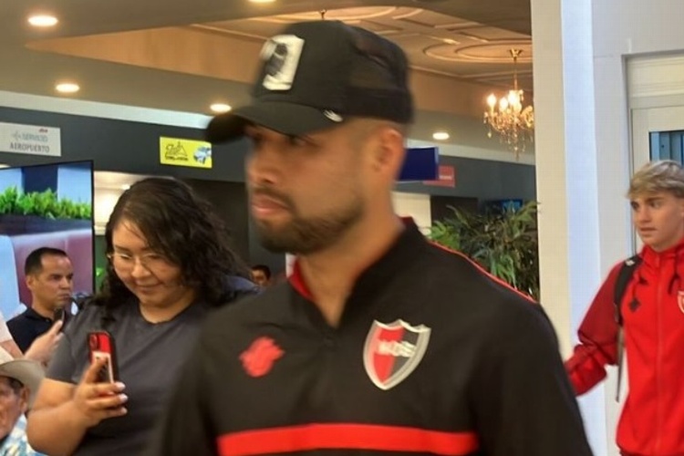El Ex Tiburón de la última etapa y que viene con Newell's al Pirata