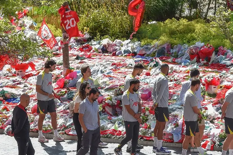 Liverpool retira el número 20 en honor a Diogo Jota