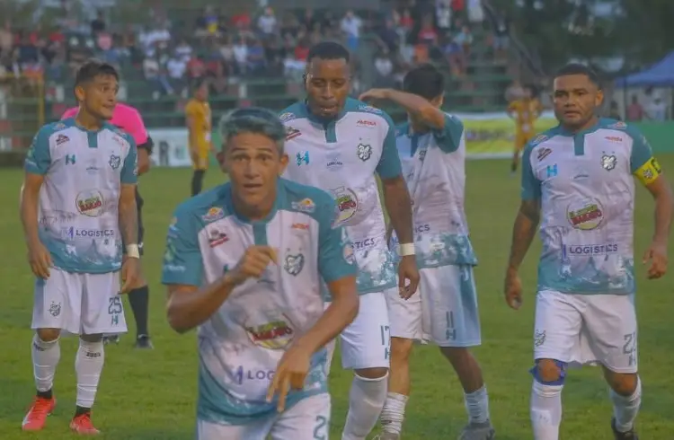 Por vía legal, obligan a evitar el descenso de un equipo