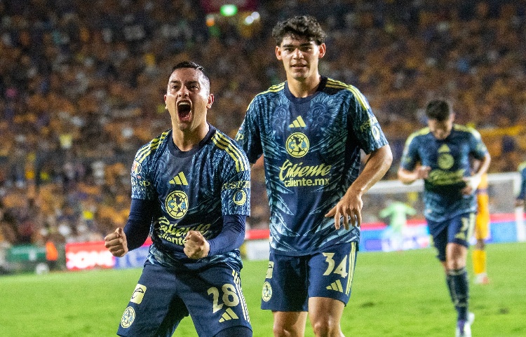 América remonta, vence a Tigres y les quita el invicto