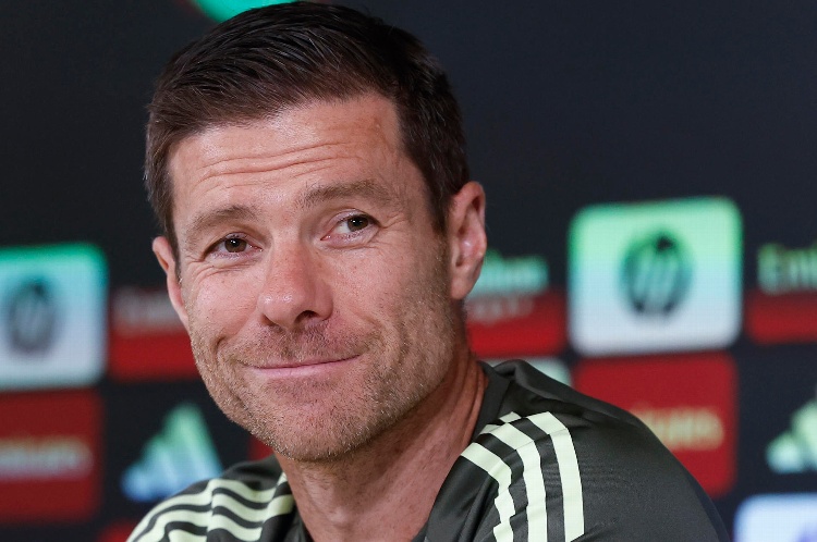 Xabi Alonso en contra de jugar en Miami