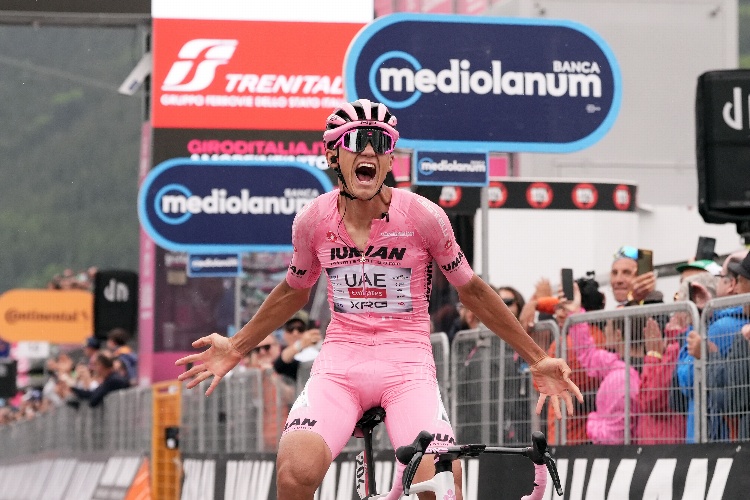 Isaac del Toro gana protagonismo en UAE Team 