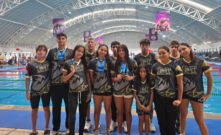 Pirañas Triracing de Veracruz destaca en la Copa Alpha de Natación