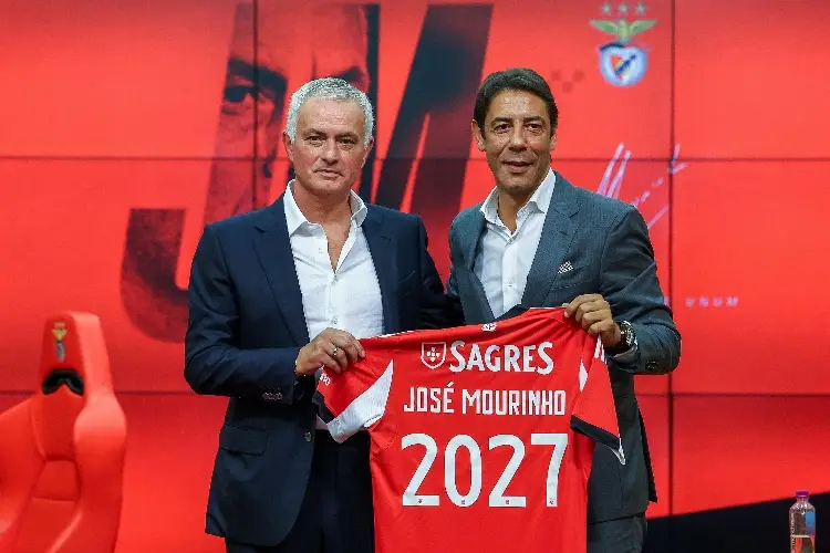 Mourinho confiesa que vuelve al Benfica porque 'ningún club lo hizo sentir más honrado'