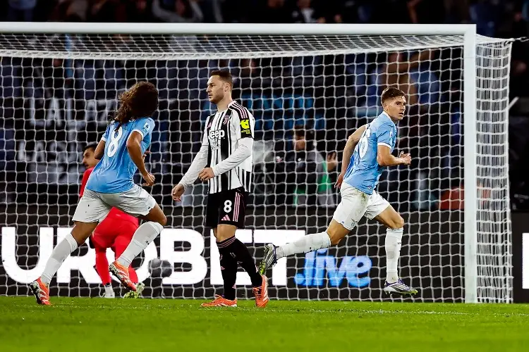 Juventus pierde ante Lazio y suma 8 partidos sin ganar