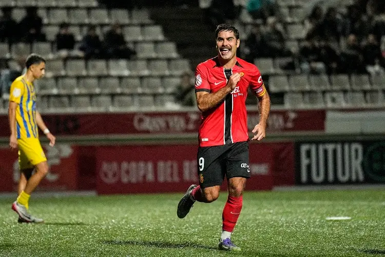 Mallorca sufre para eliminar a un equipo de Sexta División en la Copa del Rey