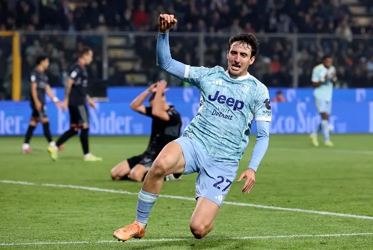 La Juventus festeja 128 años de historia con una victoria 