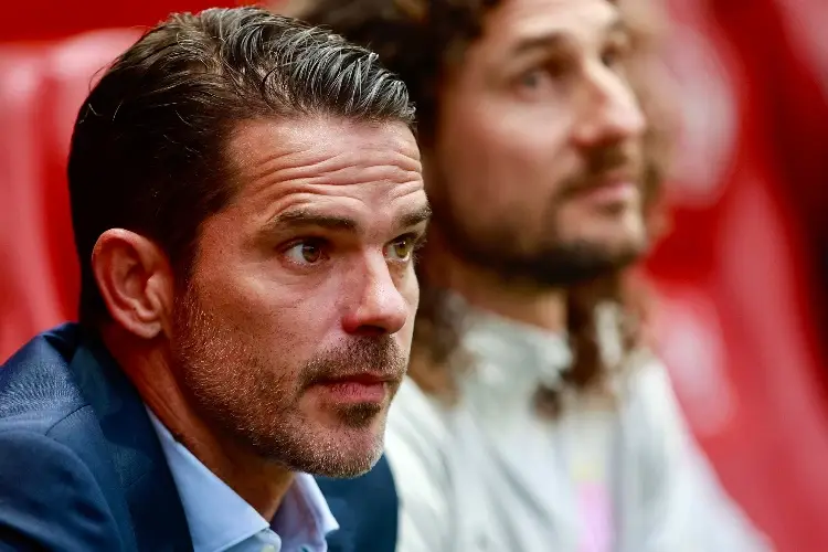 Fernando Gago deja de ser técnico del Necaxa