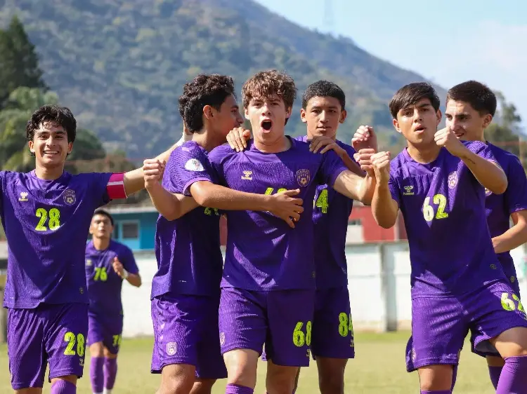 Racing de Veracruz le quita el invicto a Delfines UGM en la Liga TDP