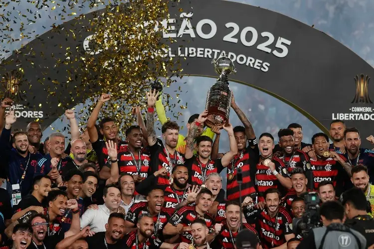 Flamengo vence a Palmeiras y es campeón de la Copa Libertadores